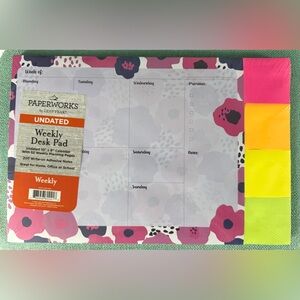 PAPERWORKS by LEAP YEAR Weekly Desk Pad